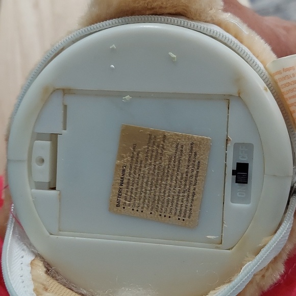 Brand: PBC InternationalPBC INTL Musical Nurse/Dr. 17" PlushPink Scrubs Bear - Picture 3 of 5